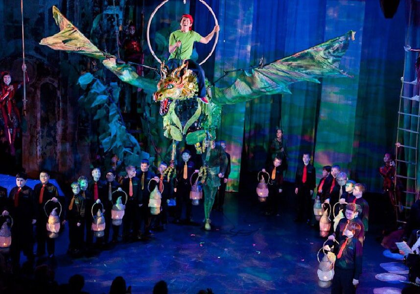 Lutter-Gardella-Christopher-flying-dragon