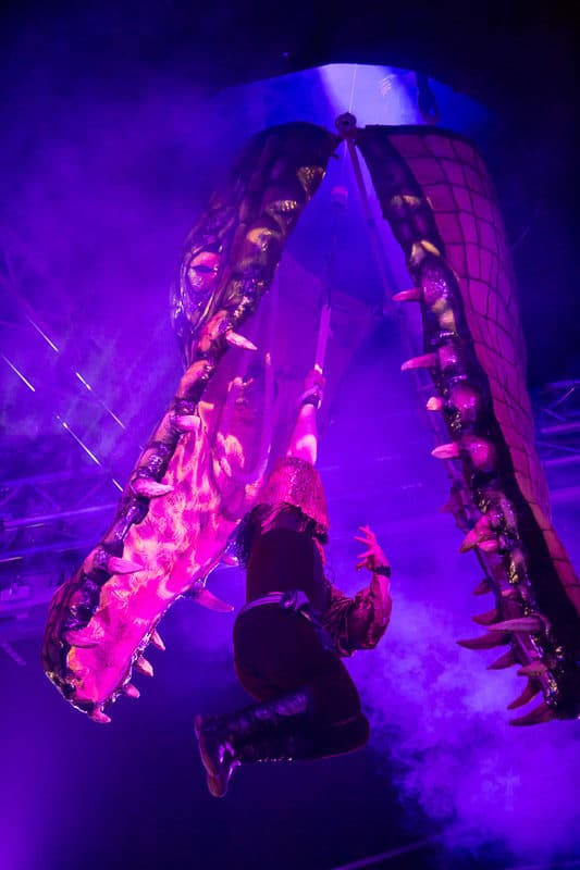 Croc eating hook cj1 lutter gardella